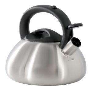 Hometrends 1.9 Liter Stainless Steel Whistling Kettle with Bakelite Handles