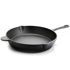 General Store Addlestone 12 in. Preseasoned Round Cast Iron Frying Pan